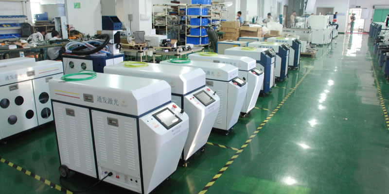 通發激光TFL-80PF<a href='http://m.6hcn.net/product/2.htm' class='text_a'>光纖<a href='http://m.6hcn.net' class='text_a'>激光焊接機</a></a>